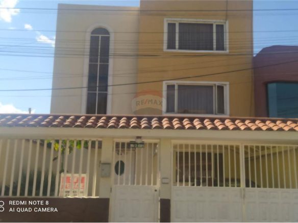 Casa en venta Urb. 6 de Junio, Quito, Ecuador