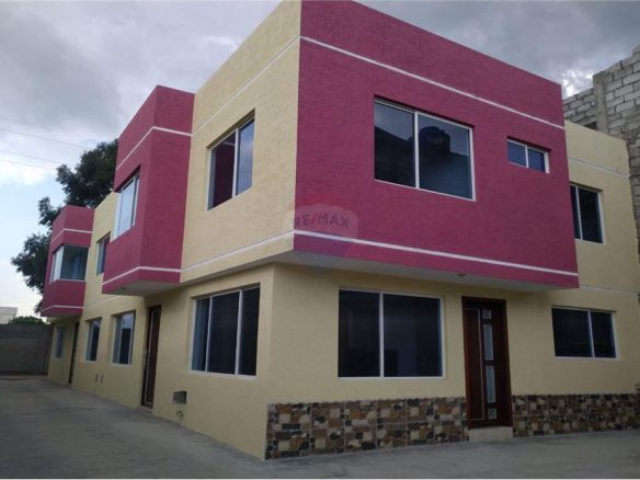 CASA EN VENTA POR ESTRENAR, LATACUNGA, ECUADOR