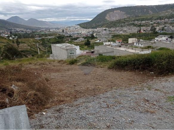 TERRENO EN VENTA SECTOR CARCELEN, QUITO, ECUADOR