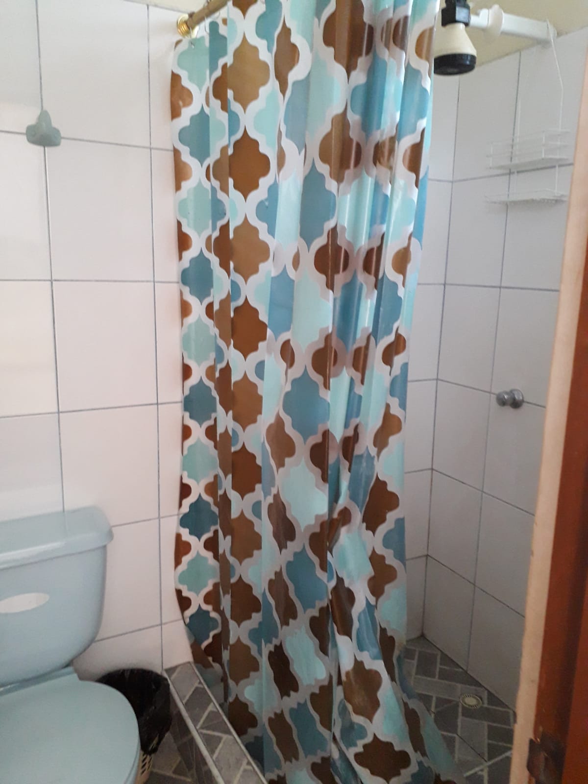 hostal baño 1